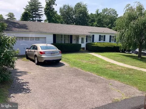 25 S 25th St, Pottsville, PA 17901