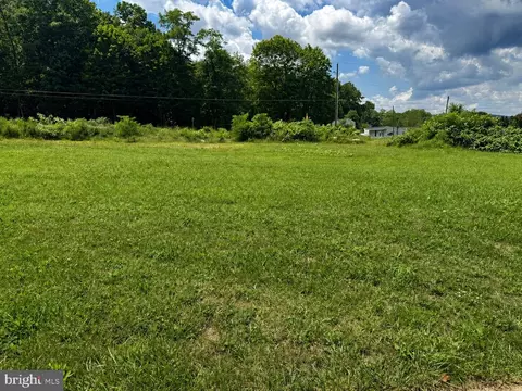 157 159 Willow St, Gordon, PA 17936