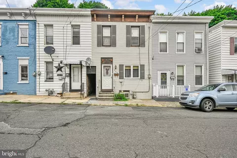 240 N 12th St, Pottsville, PA 17901