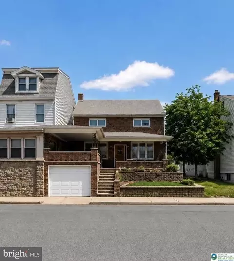 128 N North St, Minersville, PA 17954