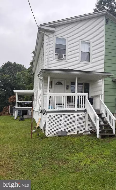 106 S Main St, Mary D, PA 17952