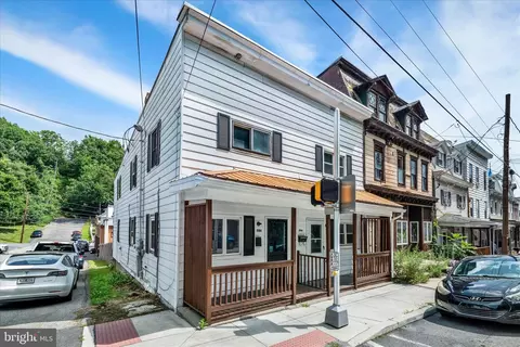 594 596 Sunbury St, Minersville, PA 17954