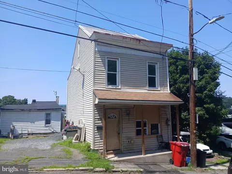 226 Pierce St, Pottsville, PA 17901