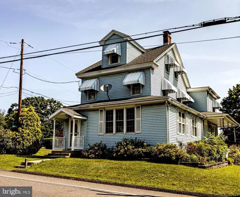 934 Sunbury Rd, Pottsville, PA 17901