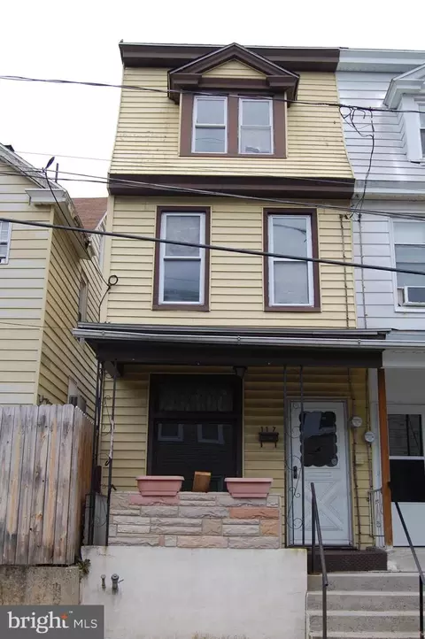 117 Lombard St, Tamaqua, PA 18252