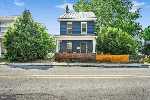 147 Pottsville St, Cressona, PA 17929