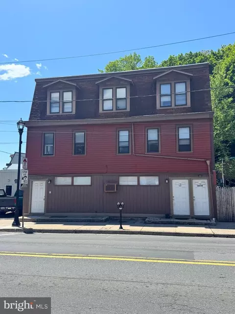11 13 Sunbury St, Minersville, PA 17954