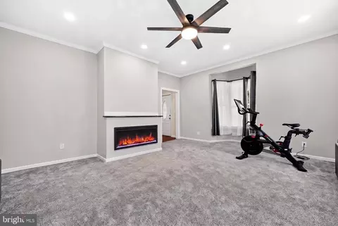 999 E Norwegian St, Pottsville, PA 17901