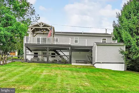590 Wynonah Dr, Auburn, PA 17922