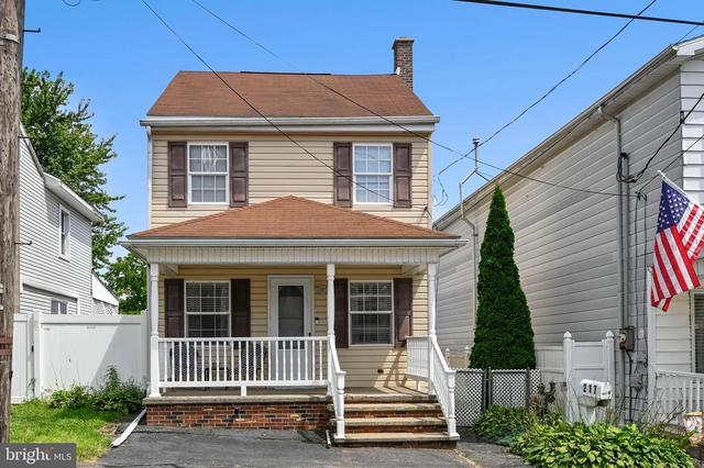 217 N Center St, Frackville, PA 17931