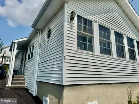 199 Pennsylvania Ave, Shenandoah, PA 17976