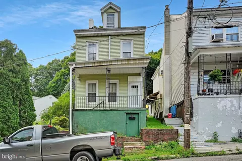 415 Boone St, Pottsville, PA 17901
