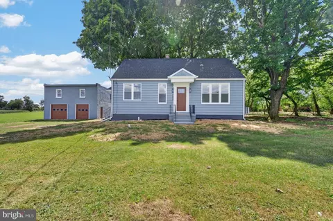 280 Fairview St, Tamaqua, PA 18252