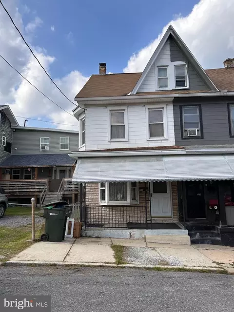 111 W Union St, Tamaqua, PA 18252