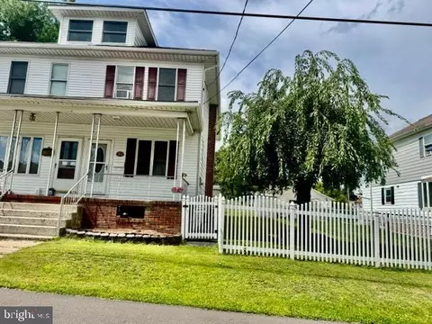 314 N 2nd St, Frackville, PA 17931