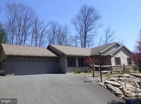 96 Red Horse Rd, Pottsville, PA 17901