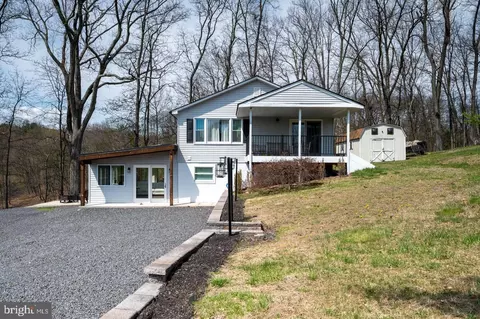 1342 Stag Dr, Auburn, PA 17922