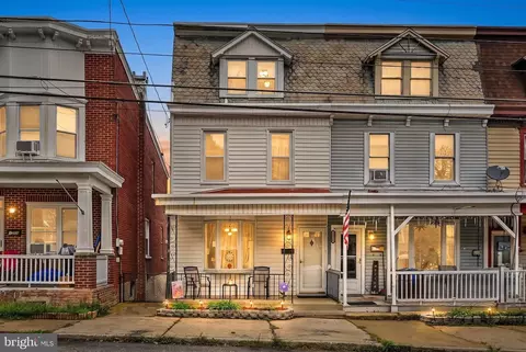 1706 W Norwegian St, Pottsville, PA 17901
