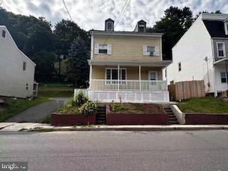 573 Peacock St, Pottsville, PA 17901