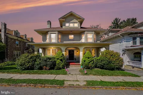 1812 Mahantongo St, Pottsville, PA 17901