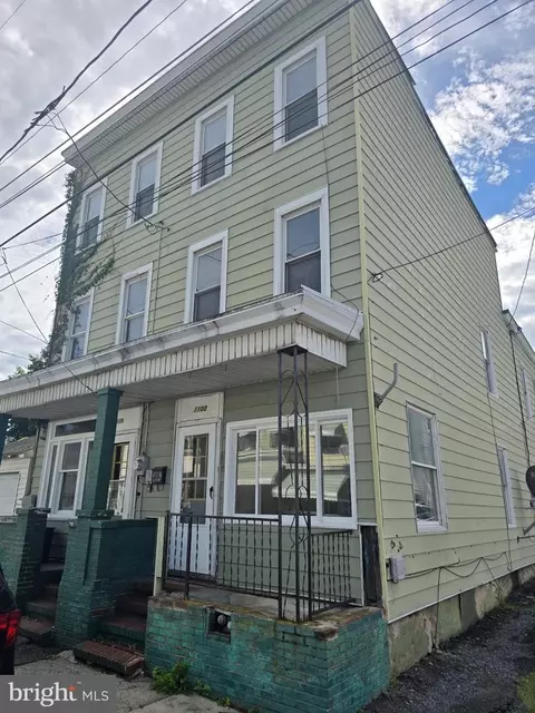 1100 E Pine St, Mahanoy City, PA 17948