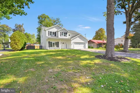 224 Lake Front Dr, Orwigsburg, PA 17961