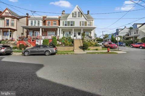 1802 Elk Ave, Pottsville, PA 17901