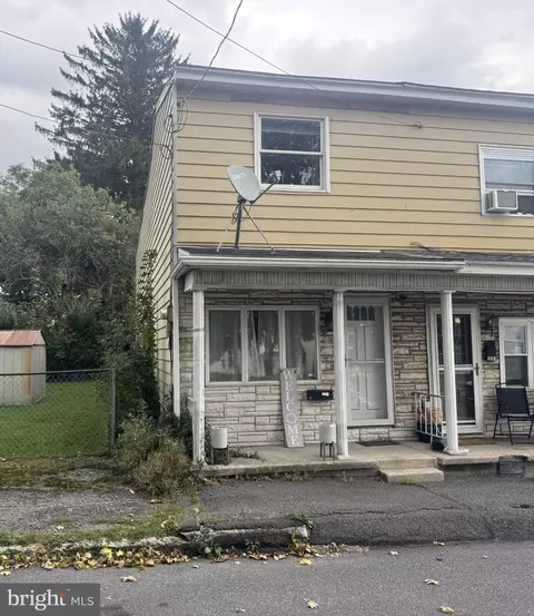113 S Railroad St S, Frackville, PA 17931