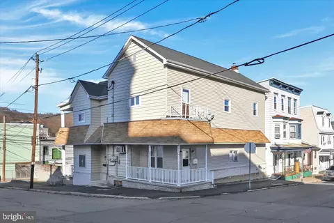 1035-1039 Walnut St, Ashland, PA 17921