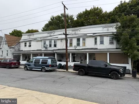 103-107 Washington St, Tamaqua, PA 18252