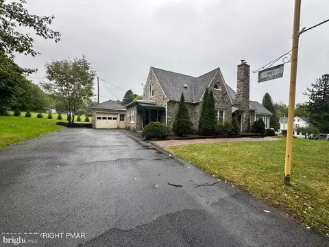 Exterior - 701 S State Rd, Barnesville, PA 18214 photo 3 of 8