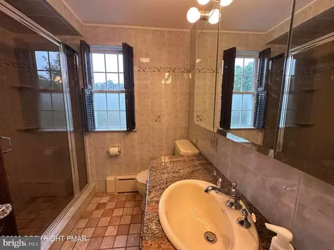 Bath - 701 S State Rd, Barnesville, PA 18214 photo 2 of 3