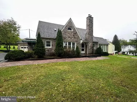 Exterior - 701 S State Rd, Barnesville, PA 18214 photo 2 of 8