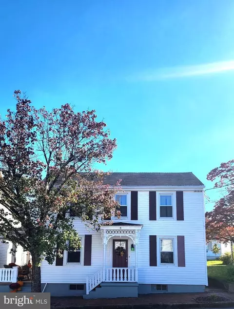 323 Market St, Auburn, PA 17922