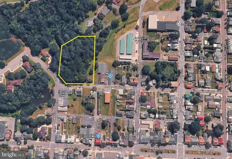 E Independence Street, Orwigsburg, PA 17961