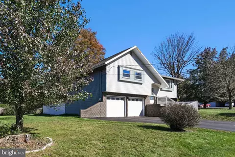 627 Hope Ave, Orwigsburg, PA 17961