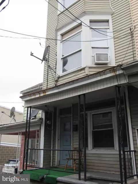 407 W Atlantic St, Shenandoah, PA 17976