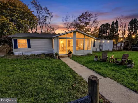 1 Seventh St, Port Carbon, PA 17965