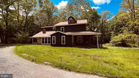 225 Leppert Rd, Central City, PA 15926