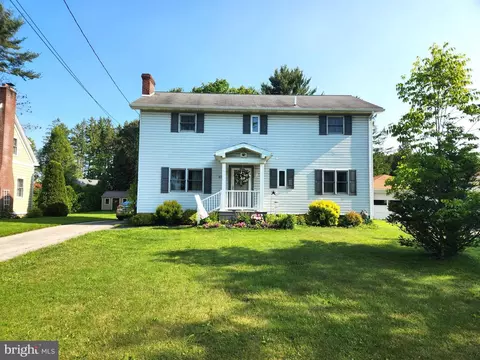 878 Tayman Ave, Somerset, PA 15501