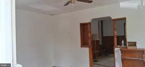 Entry Way - 499 2nd St, Windber, PA 15963 photo 2 of 10