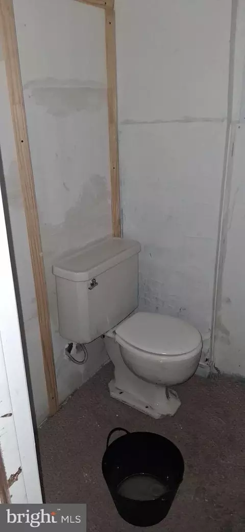 Bath - 499 2nd St, Windber, PA 15963 photo 1 of 3
