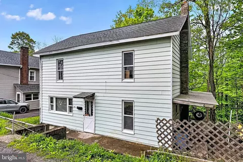 211 E Church St, Susquehanna, PA 18847