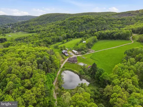 26907 State Route 92, Susquehanna, PA 18847