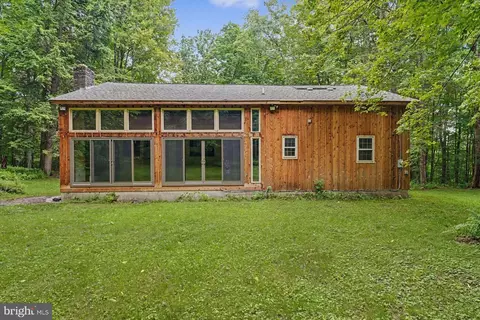639 Glenwood Rd, Hop Bottom, PA 18824