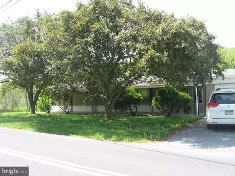 464 Pine Swamp Rd, Mount Pleasant Mills, PA 17853