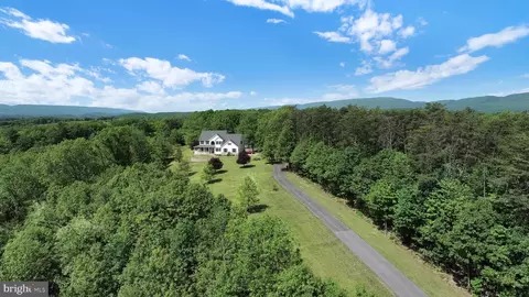 4953 Kissimmee Rd, Middleburg, PA 17842