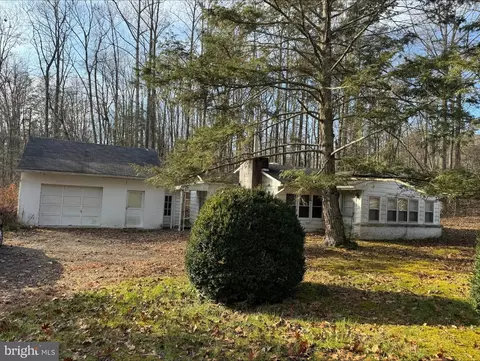 421 Mountain Rd, Richfield, PA 17086