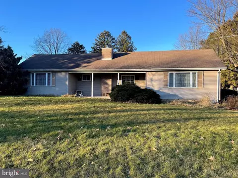 29 Walk Snook Rd, Mcclure, PA 17841