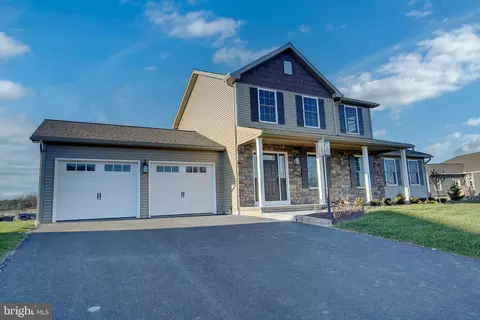 34 Oakmont Ct, Selinsgrove, PA 17870